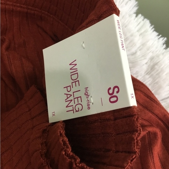 SO 1X maroon hacci knit flare high rise wide legs pant - Picture 15 of 16